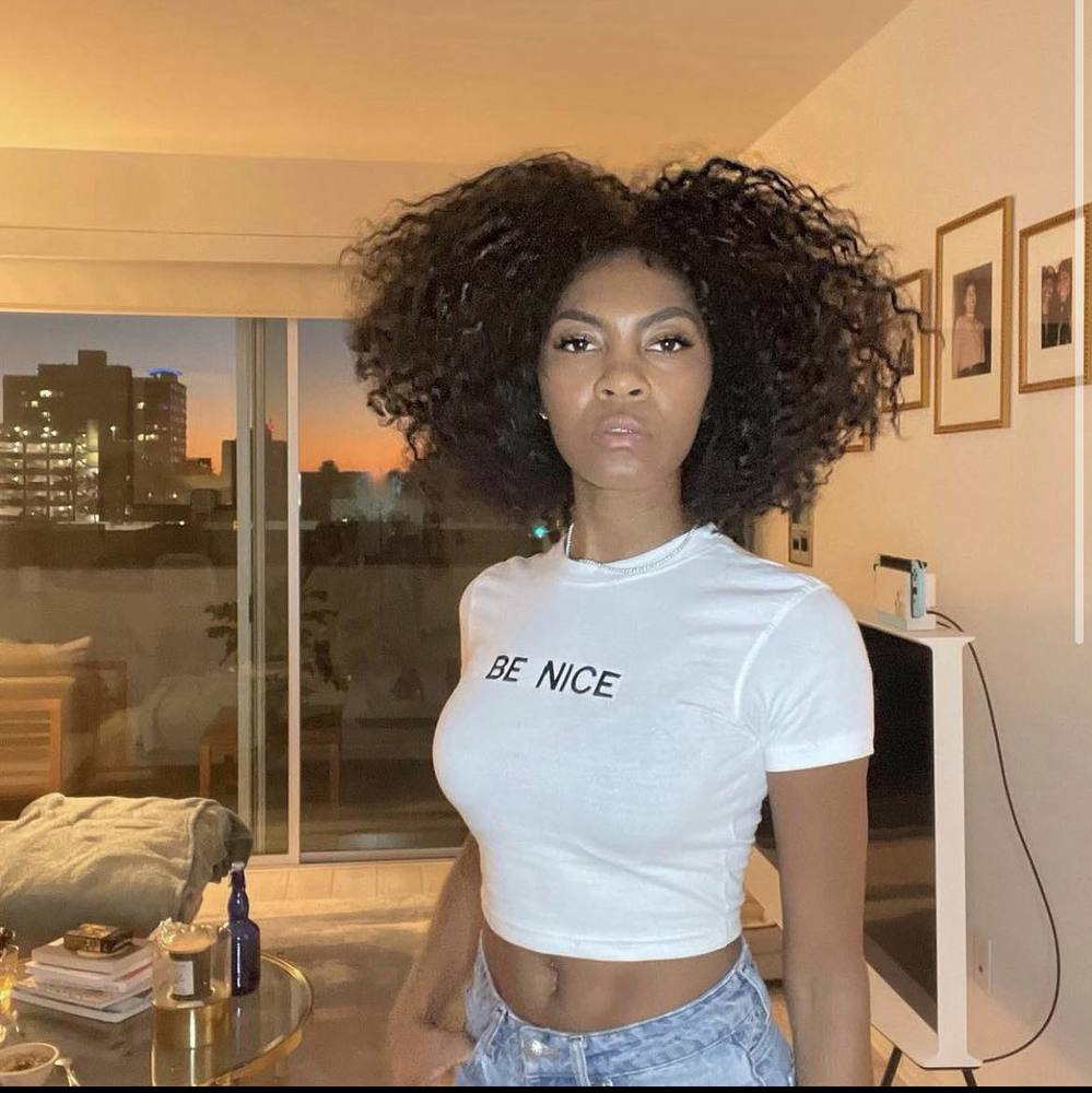 Meet your Posher, Dominique